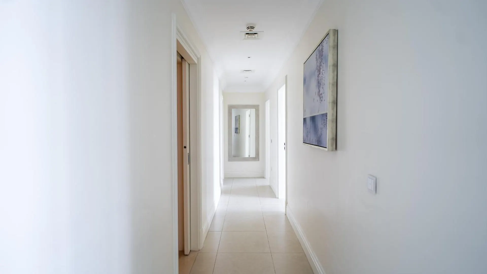 Apartment In Kempinski Boulevard Downtown Dubai 0*,